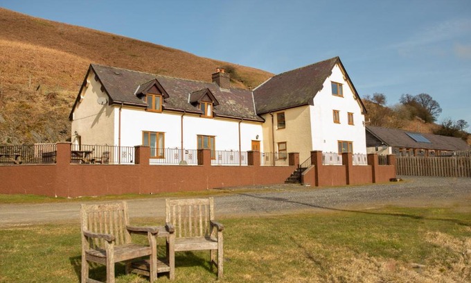 Beguildy House | Maesgwyn