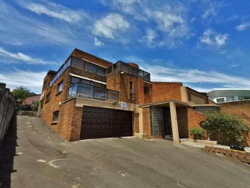 Durban North House | Mafuleka Residence