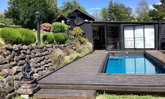 Pucon Apartment | Magic loft in nature with fast optic fiver and private Pool and hot tub