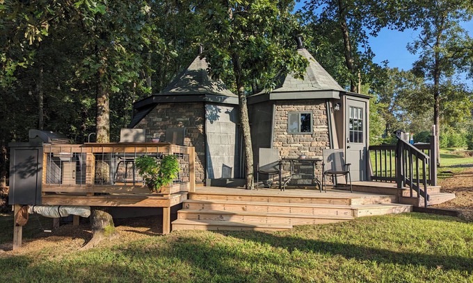 Trenton House | Magical Creature Caretaker Cabin