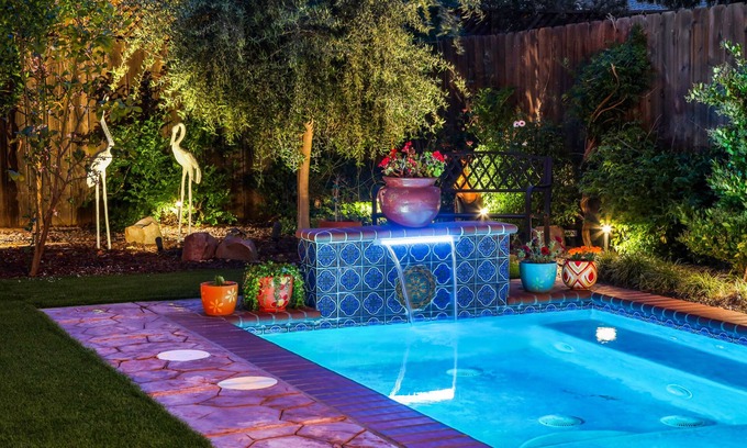 Lodi House | Magical-dwntwn Lodi, hot tub, firepit, wine tasting, backyard oasis