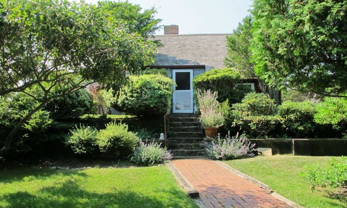 Napeague Cottage | Magical Private Amagansett Ocean Cottage Avail. Oct. Next Summer Season THANKYOU