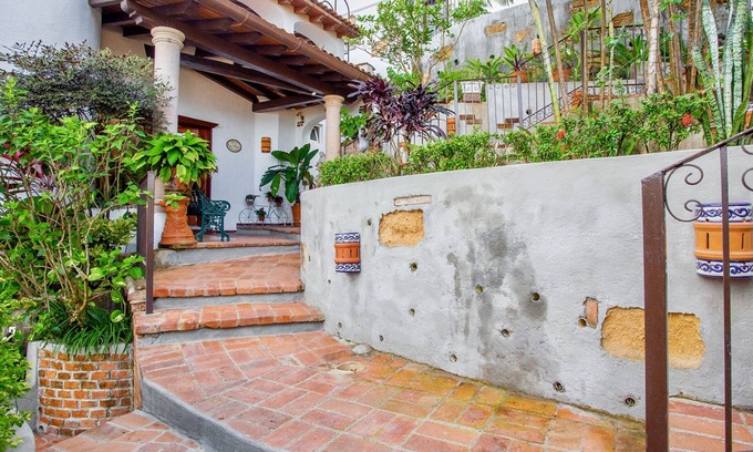 Conchas Chinas Villa | Magical Private Villa with pool and Amazing Views of the Bay