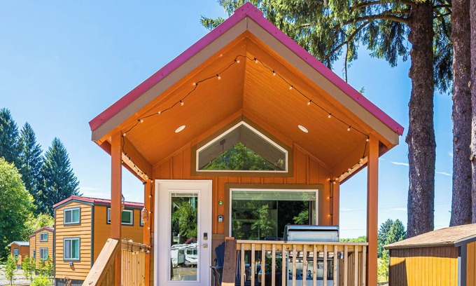 Forks Cabin | Magical Rainforest Tiny Home Retreat #25