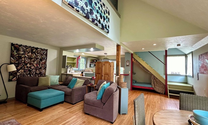 Wellfleet House | Magical Reno'd Barn on 5.5 acres, Organic Gardens, Quiet, Secluded Pine Forest