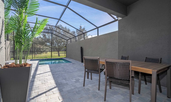 Bahama Bay House | Magical Vacation Home 15 Min from Disney