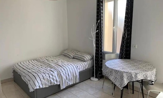 Montreuil Apartment | Magistic Studio Paris Montreuil