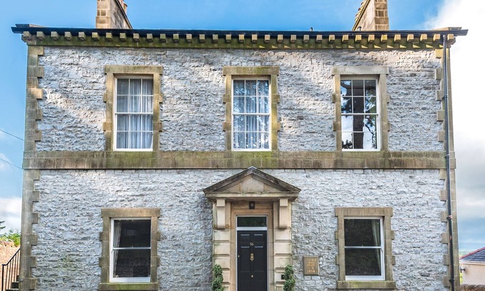 Ingleton Apartment | MAGISTRATES CHAMBERS, with open fire in Ingleton
