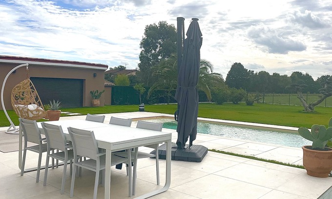 Saint-Orens-de-Gameville Villa | Magnifique Villa Avec Piscine Chauffée