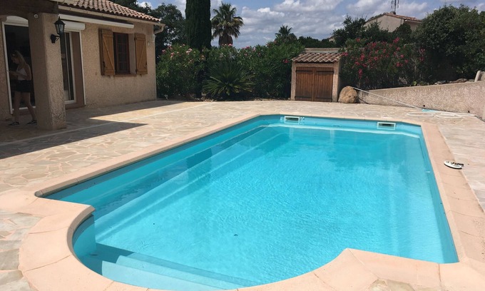 La Bouverie Villa | Magnificent villa with swimming pool and garden in a green setting.