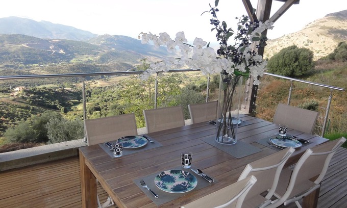 Appietto Apartment | Magnificent 90m2 ground floor and 25m2 studio for rent near Ajaccio