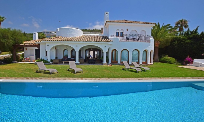 Atlanterra Ski Chalet | Magnificent andalusian style villa. FREE WIFI