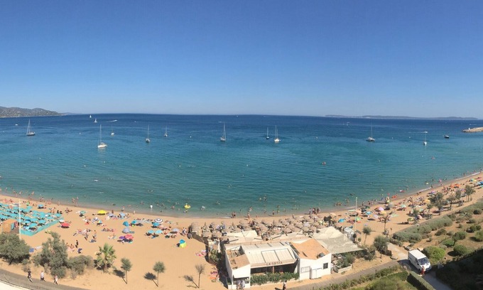Le Lavandou Apartment | Magnificent apartment T3 sea view 180 degrees, Sea at 20 meters