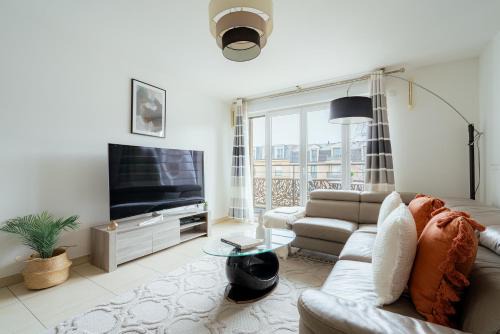 Chatillon Apartment | Magnificent Apartment in Châtillon