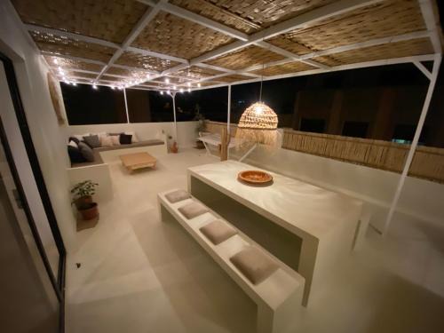 Bni Makada Apartment | Magnificent Apartment with Private Rooftop Terrace