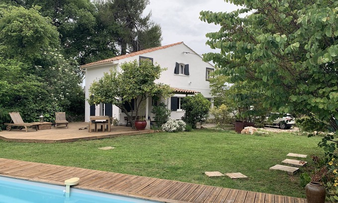 Les Maillans Villa | Magnificent charming house with swimming pool in a quiet location close to all amenities