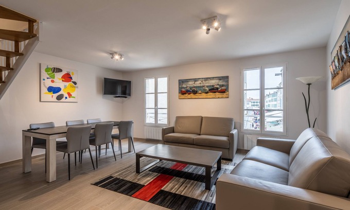 Saint-Martin-de-Re Apartment | Magnificent new apartment in the heart of Saint-Martin-de-Ré