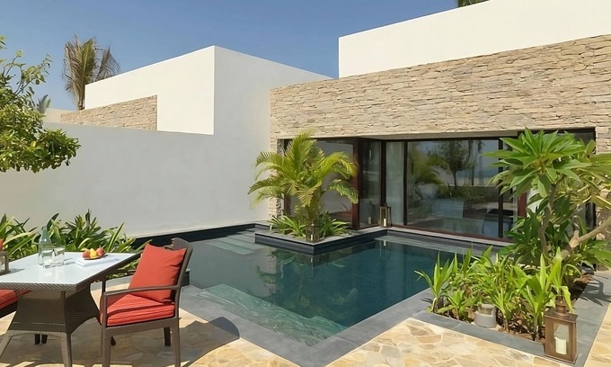 Salalah Hotel | Magnificent Living in Stylish Loft! Sun Terrace & Pool, Near Nature Reserve!
