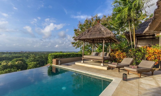 Pecatu Villa | Magnificent Ocean View 4BR Villa, Car + Driver - Uluwatu! 2Min Drive To Beach!