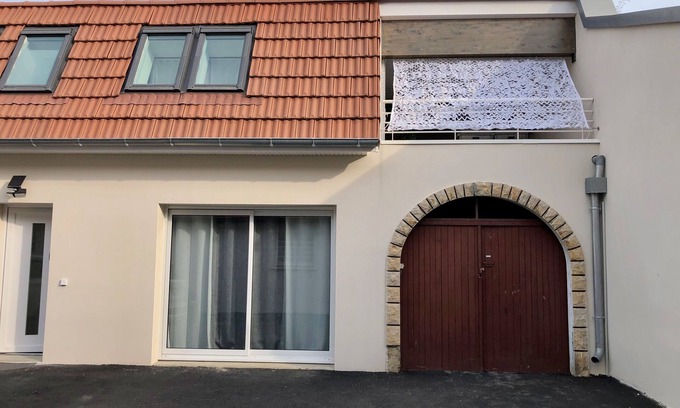 Saint-Priest Apartment | Magnificent T2 duplex & covered terrace