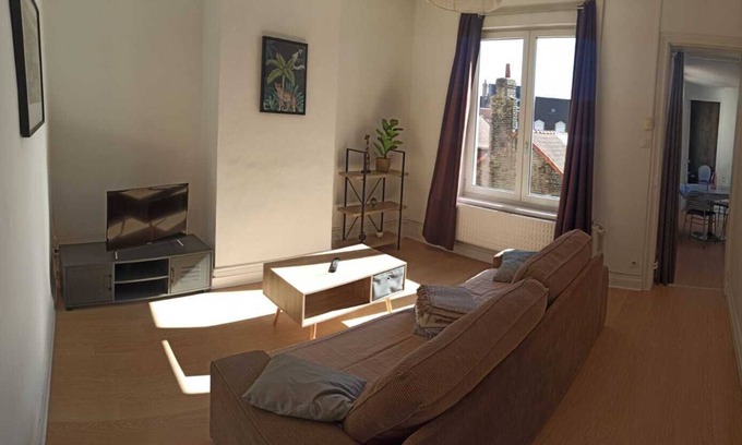 Petite-Synthe Apartment | Magnificent T3 / free parking nearby / WIFI