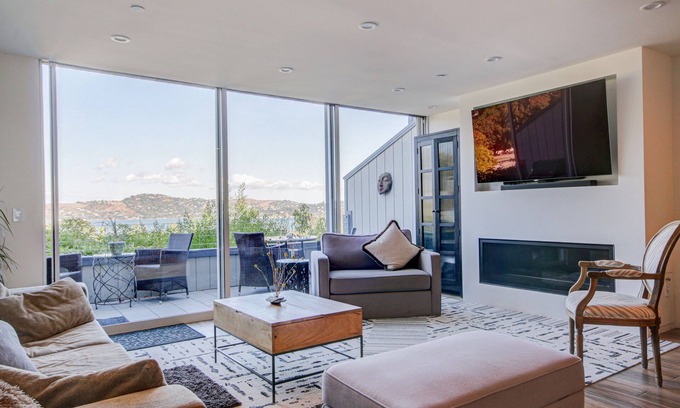 Marin City House | Magnificent view, spacious, fully remodel, great access, and more.
