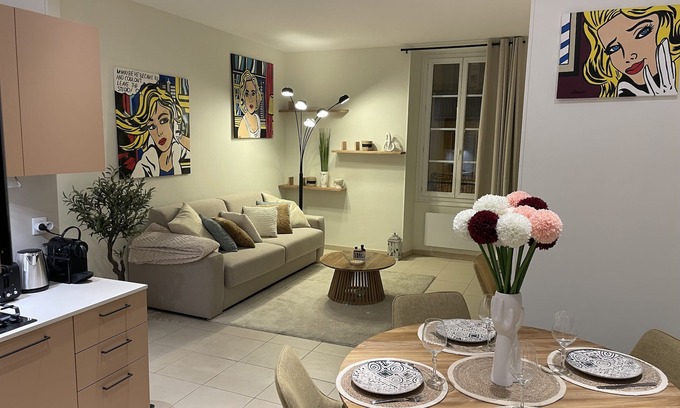 Riquier Apartment | Magnifique 2pc luxe quartier du port place du pins