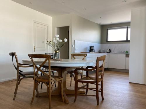 Agon-Coutainville Apartment | Magnifique appartement à 100 m de la plage