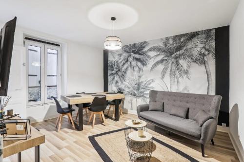 Miroir - Batignolles Apartment | Magnifique Appart centre ville rénové 2 pers