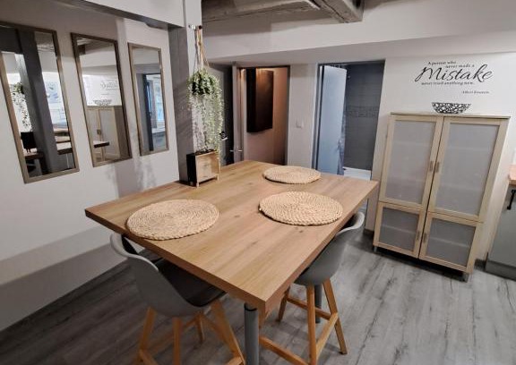 Besancon Old Town Apartment | Magnifique F2 du bien être