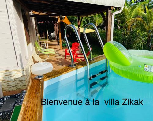 Le Lamentin Villa | Magnifique Lodge en bois avec piscine et jardin de 800 m2