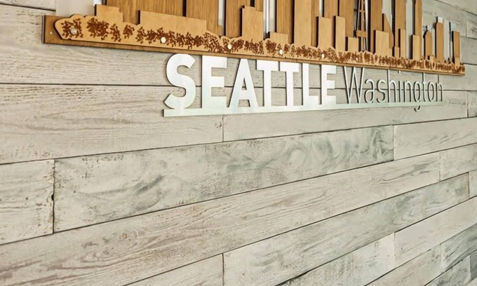 Southeast Magnolia House | Magnolia Contemporary with Panoramic Views
