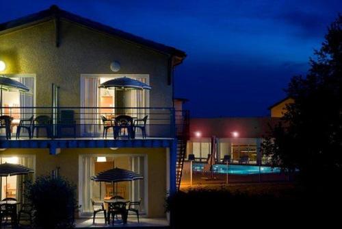 Aiguelèze Apartment | Magnolia