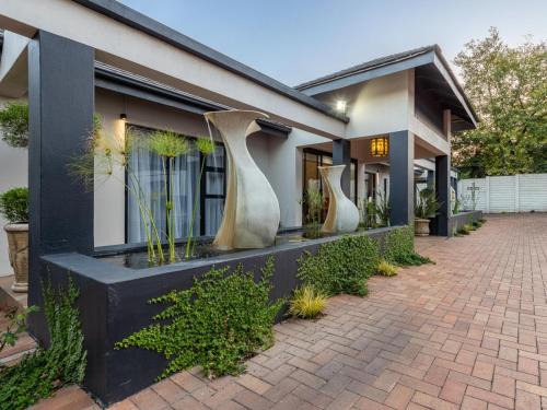 Alberton House | Magnolia Guesthouse