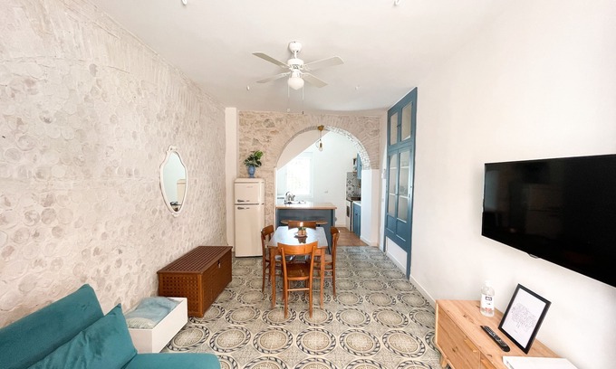 Calitri Villa | Magnolia House 42 in historic center free parking