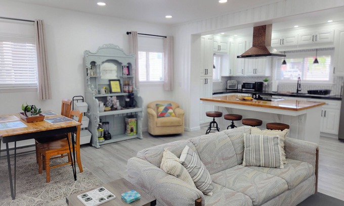 Friendsville House | Magnolia River Charming house in fantastic Friendsville with WiFi, AC