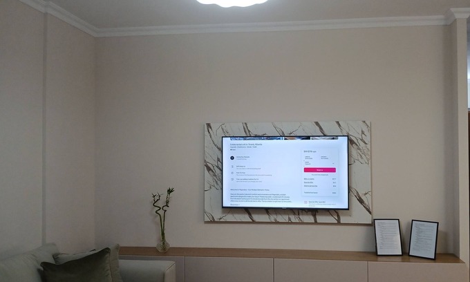 Tirana Apartment | Magnolia's, Cozy 2-bedroom apartment in lovely Tiranë with WiFi, AC