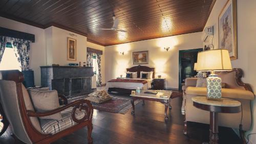 Abbottabad Bed & Breakfast | Magpie Lodge