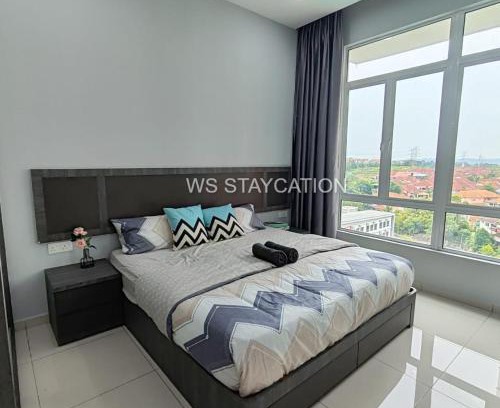 Kuantan Apartment | Mahkota Valley Suite Pool View with 2 bedroom and Netflix