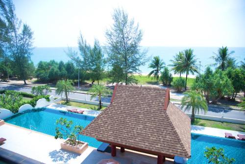 Mai Khao Hotel | Maikhao Palm Beach Resort - SHA Plus