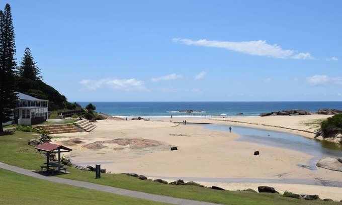 South West Rocks House | Main Beach 1 - beachfront