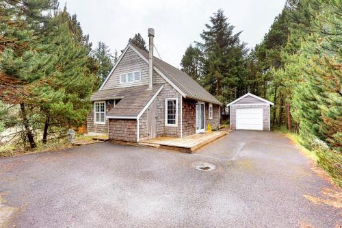 Pacific City House | Main Deck