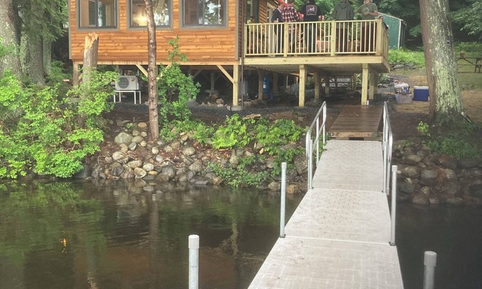 Readfield Cabin | Maine Cabin Masters Camp completely redone waiting for a Lake loving family !