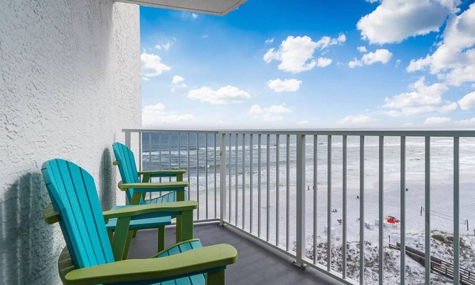 Miramar Beach Condo | Mainsail 182 - Beach-Front, Penthouse, Free Beach Service