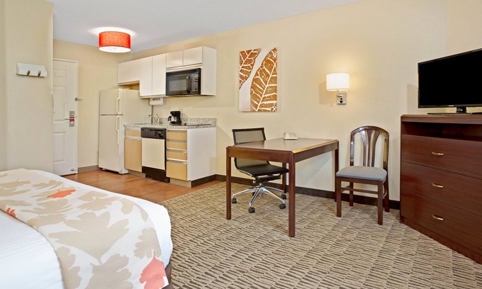 Blue Ash Hotel | MainStay Suites Cincinnati Blue Ash