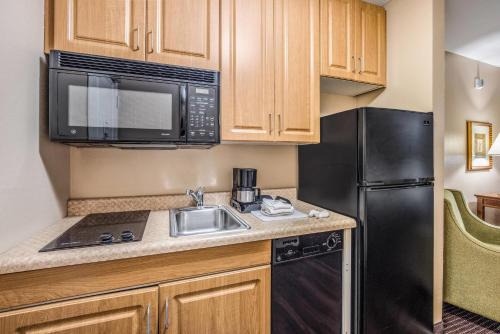 Port St. Joe Hotel | MainStay Suites Port Saint Joe South