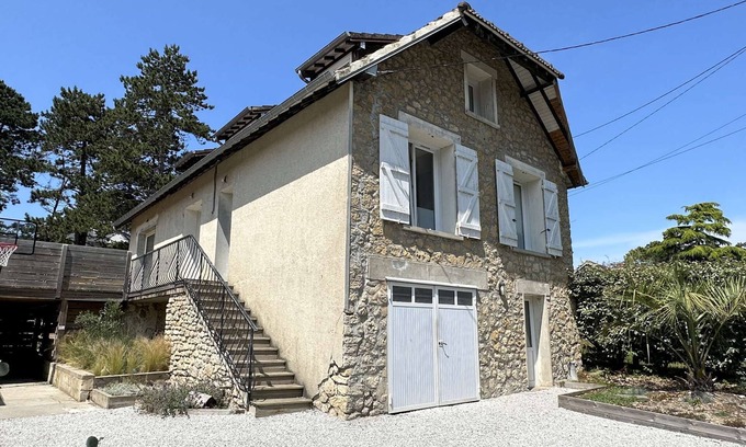 Merville-Franceville-Plage House | Maison Tout Confort Proche Plage 7 Couchages
