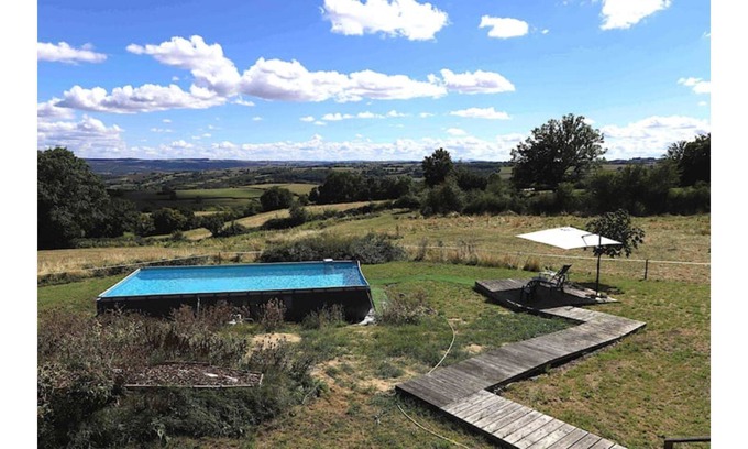 Saint-Gervais-sur-Couches House | Maison au Calme Avec vue et Piscine