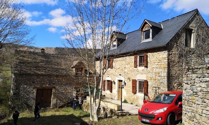 Saint-Saturnin House | Maison traditionnelle en Lozère