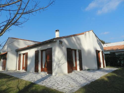 Le Grand-Village-Plage House | Maison à 8min de plage Giraudière